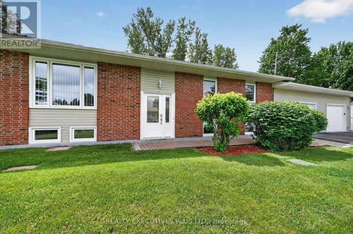 Property Photo:  10 Potvin Street  ON K0A 1E0 