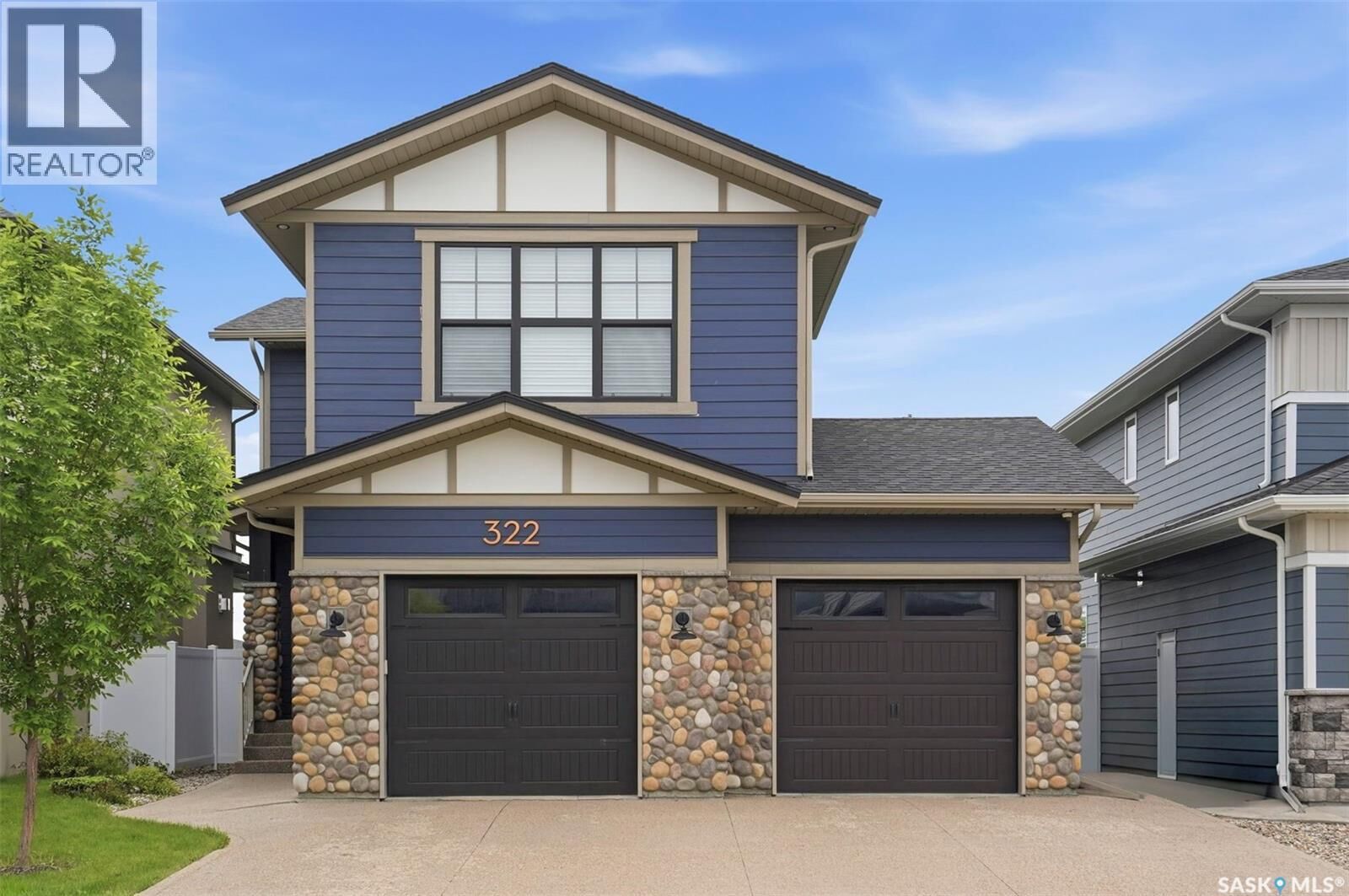 Property Photo:  322 Dagnone Crescent  SK S7V 0P7 