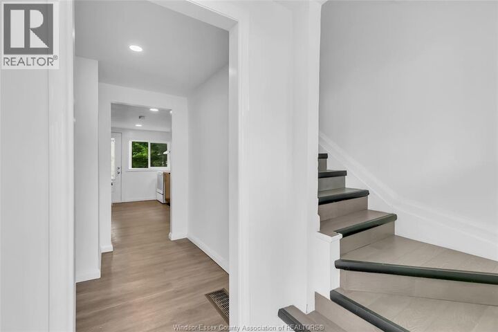 Property Photo:  345 Bridge Avenue  ON N9B 2M3 
