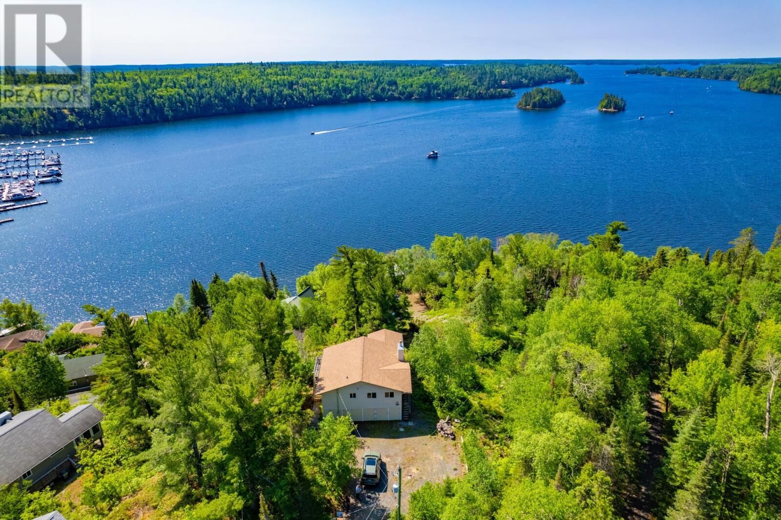 Photo de la propriété:  44 Bigstone Bay Lodge  ON P9N 3W8 