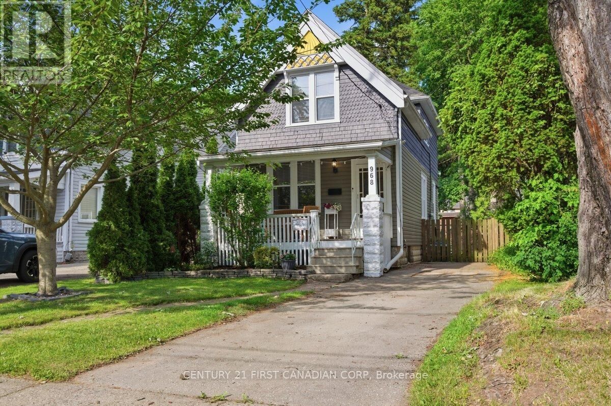 Photo de la propriété:  968 Colborne Street  ON N6A 4A6 