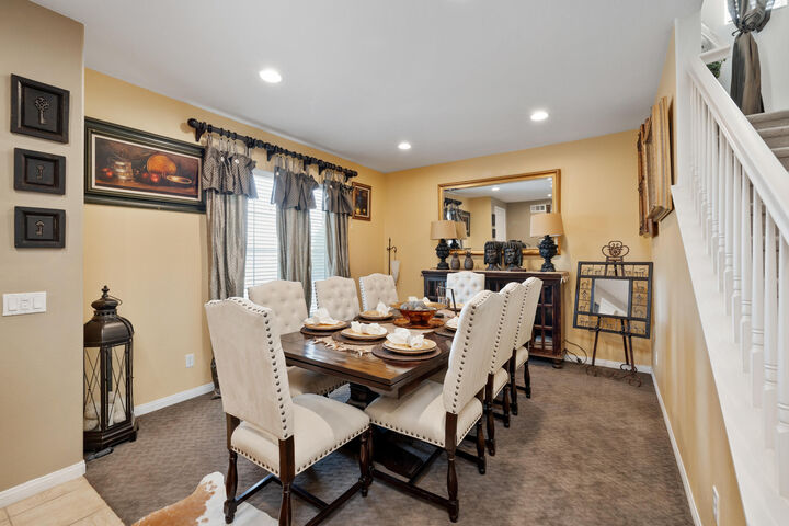 Property Photo:  42753 Della Place  CA 92203 