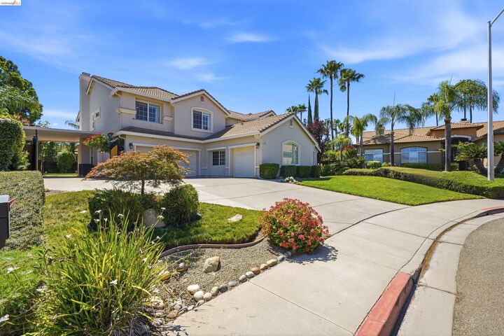 Property Photo: 5048 Botting Ct CA 94531