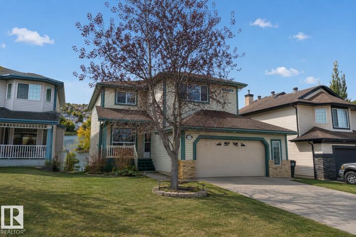 Property Photo:  1105 Klarvatten Cove NW  AB T5Z 3N3 