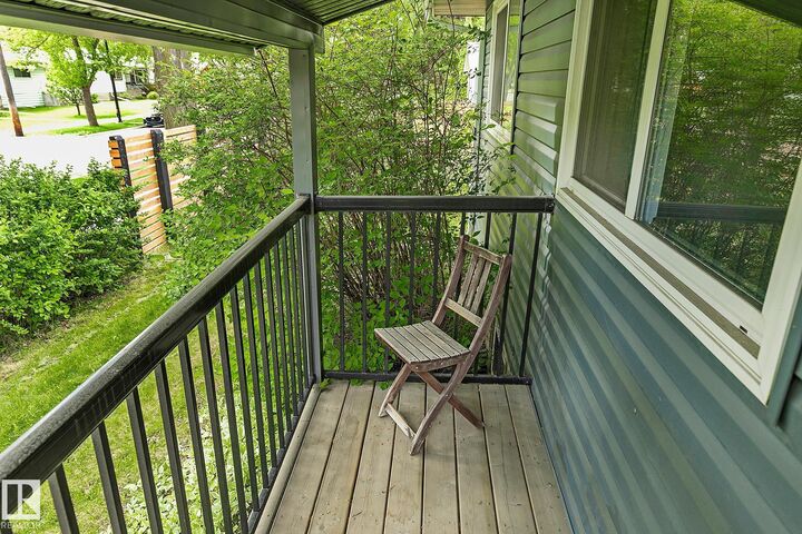 Property Photo:  11334 52 Street NW  AB T5W 3J1 