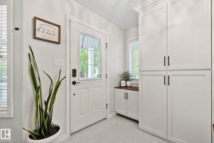 Property Photo: 1604 Tompkins Place NW AB T6R 2Y5