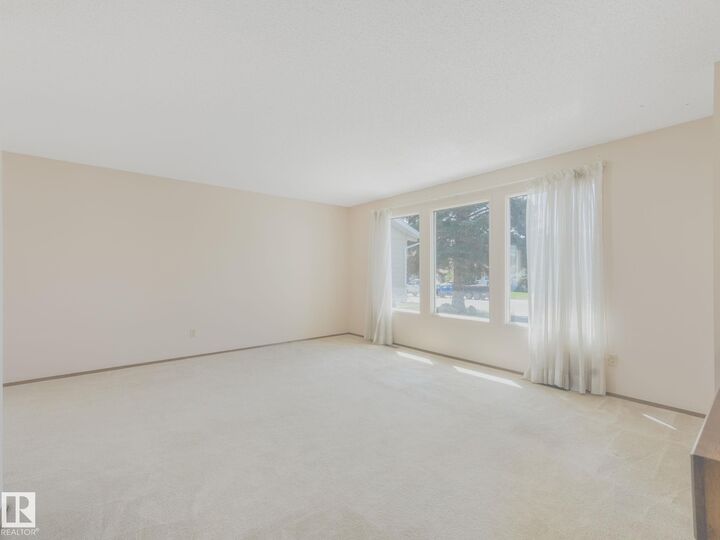 Property Photo: 18514 86A Avenue NW AB T5T 1J6