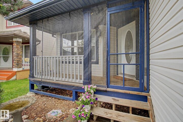 Property Photo:  7365 Singer Way NW  AB T6R 3S1 