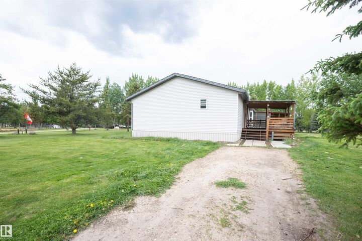 Property Photo:  209 5128 Highway 18  AB T7N 1N3 