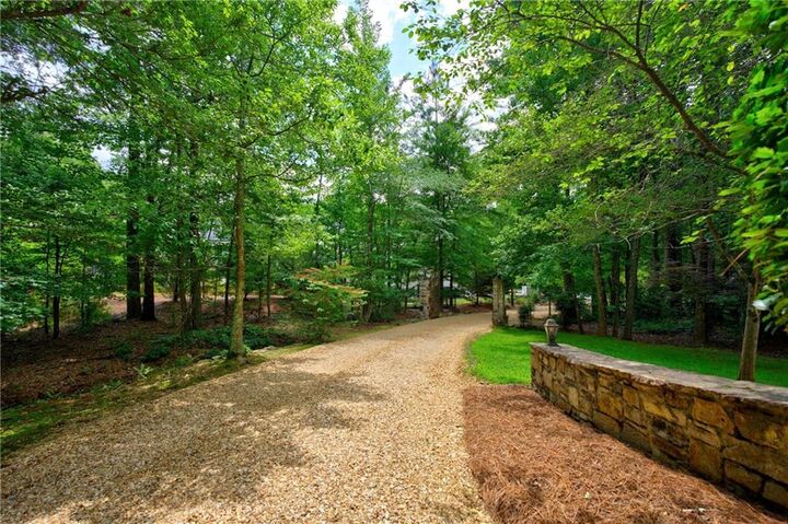 Property Photo: 554 E New Salem Common NW GA 30064