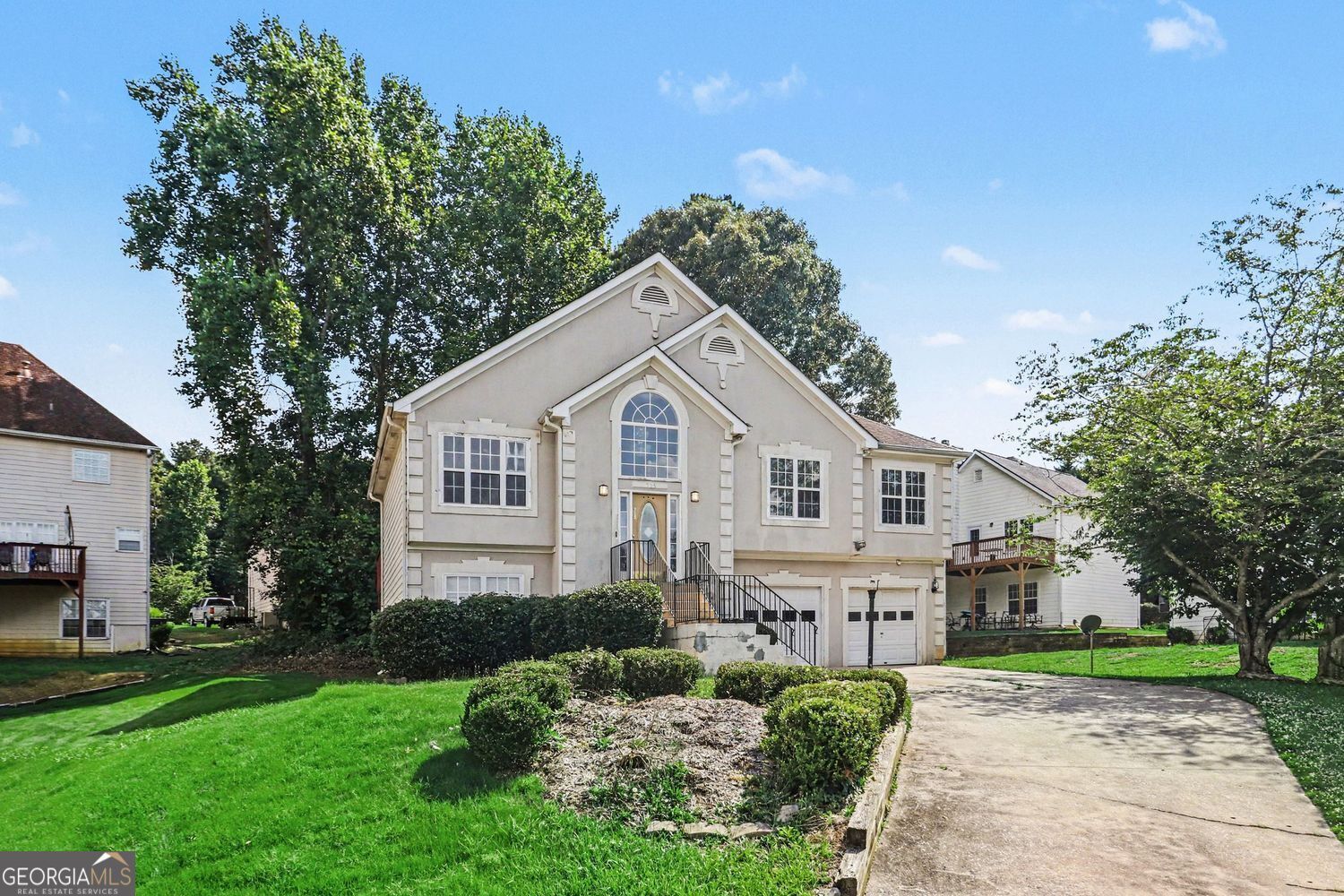 Property Photo: 715 Sylvia Court GA 30296