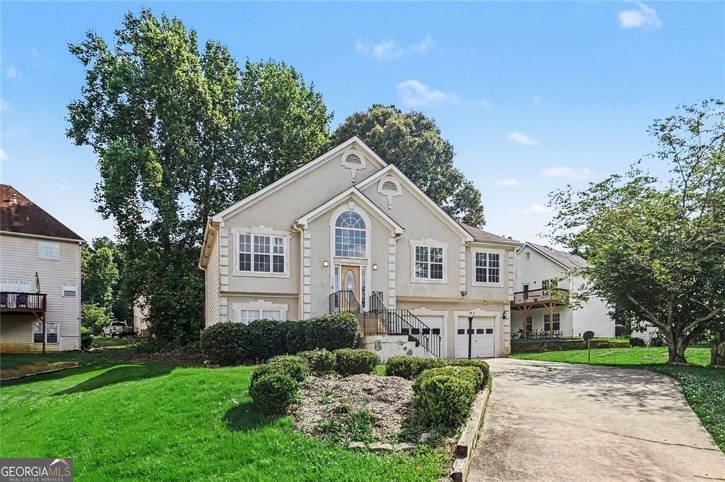 Property Photo:  715 Sylvia Court  GA 30296 