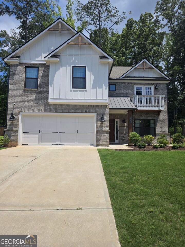 Property Photo: 3513 Palmer Falls Drive GA 30135