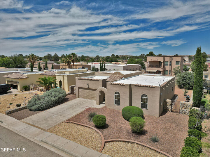 Property Photo:  5709 Ireland Drive  NM 88008 