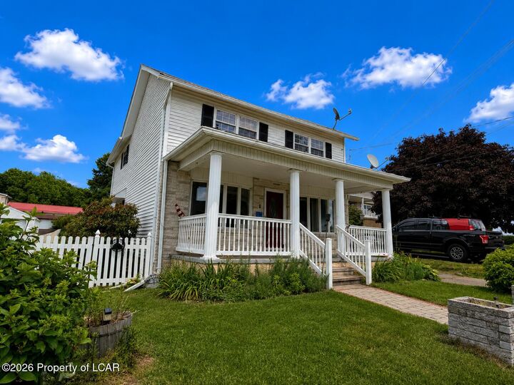 Property Photo: 200 Rock Street PA 18640