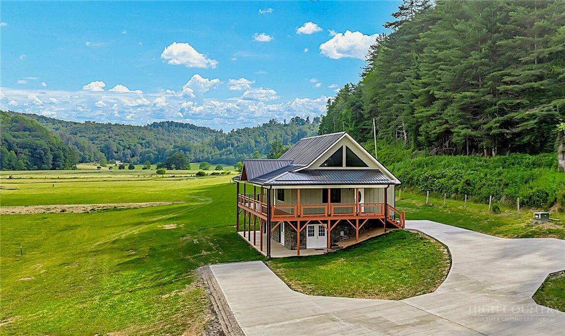 Property Photo:  180 South Fork Farm Lane  NC 28694 