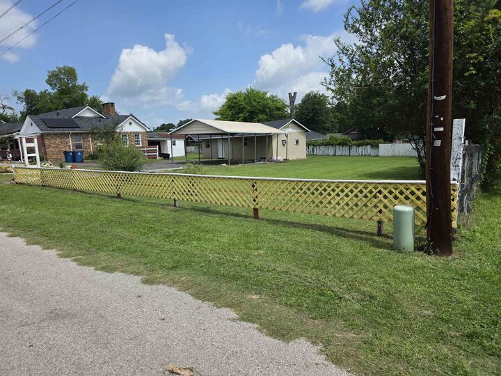 Property Photo: 200 Rogers TX 75654