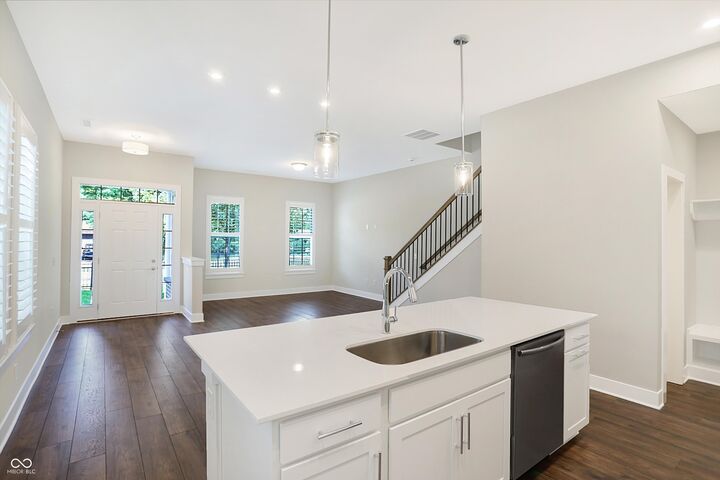 Property Photo: 526 Gilder Drive IN 46032