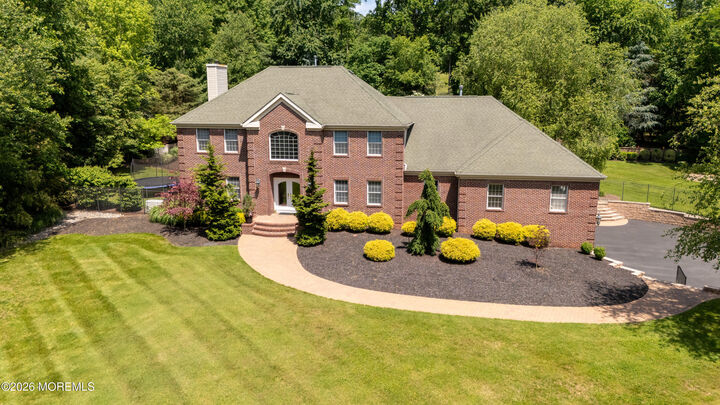Property Photo:  4 Henry Court  NJ 08535 