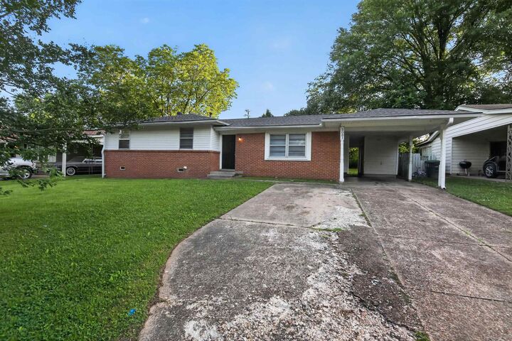 Property Photo:  3081 Boxdale St  TN 38118 