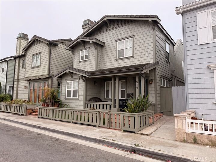 Property Photo:  515 W Balboa  CA 92661 