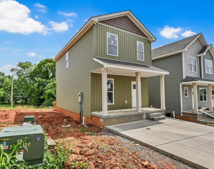 Property Photo: 42 Dixon Dr TN 37040