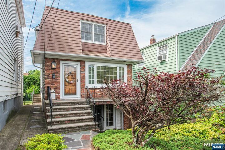 Property Photo:  51 Emmet Street  NJ 07109 