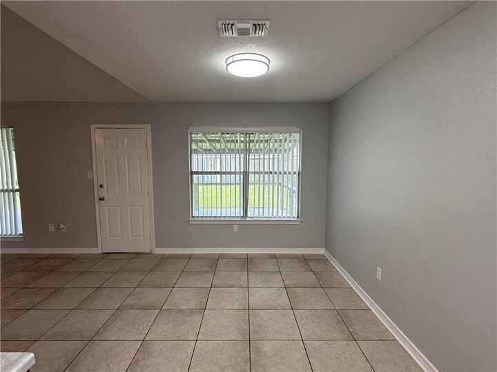 Property Photo: 108 Ellwood Circle LA 70458
