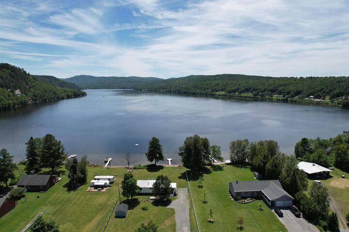 Property Photo:  124 Lakefront Lane  VT 05822 