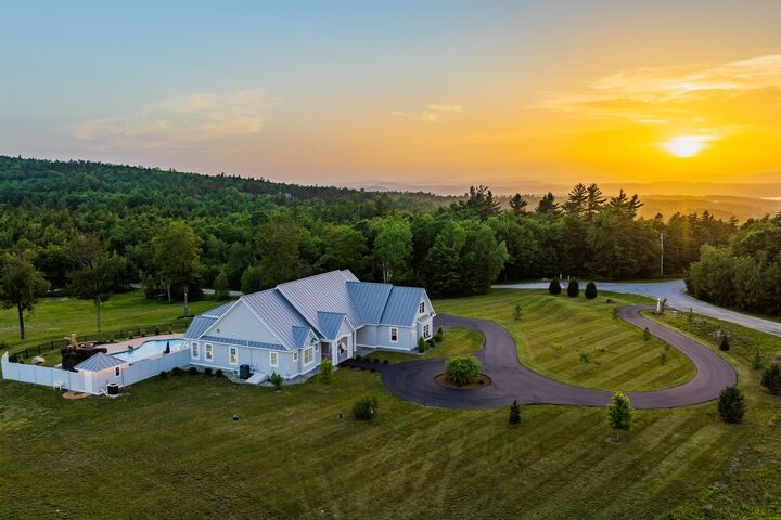 Property Photo: 125 Summit Road NH 03260