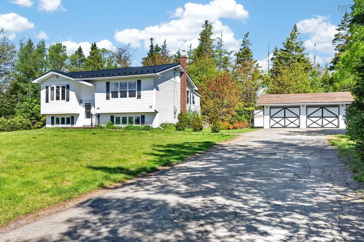 Property Photo: 18 Gordon Whitney Drive NS B1L 1E6