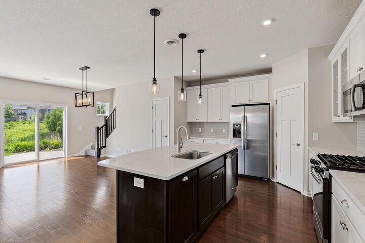Property Photo: 1075 Anthony Way MN 55386