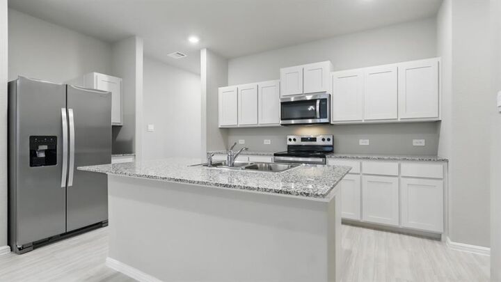 Property Photo: 3104 Maple Orchard Lane TX 76140