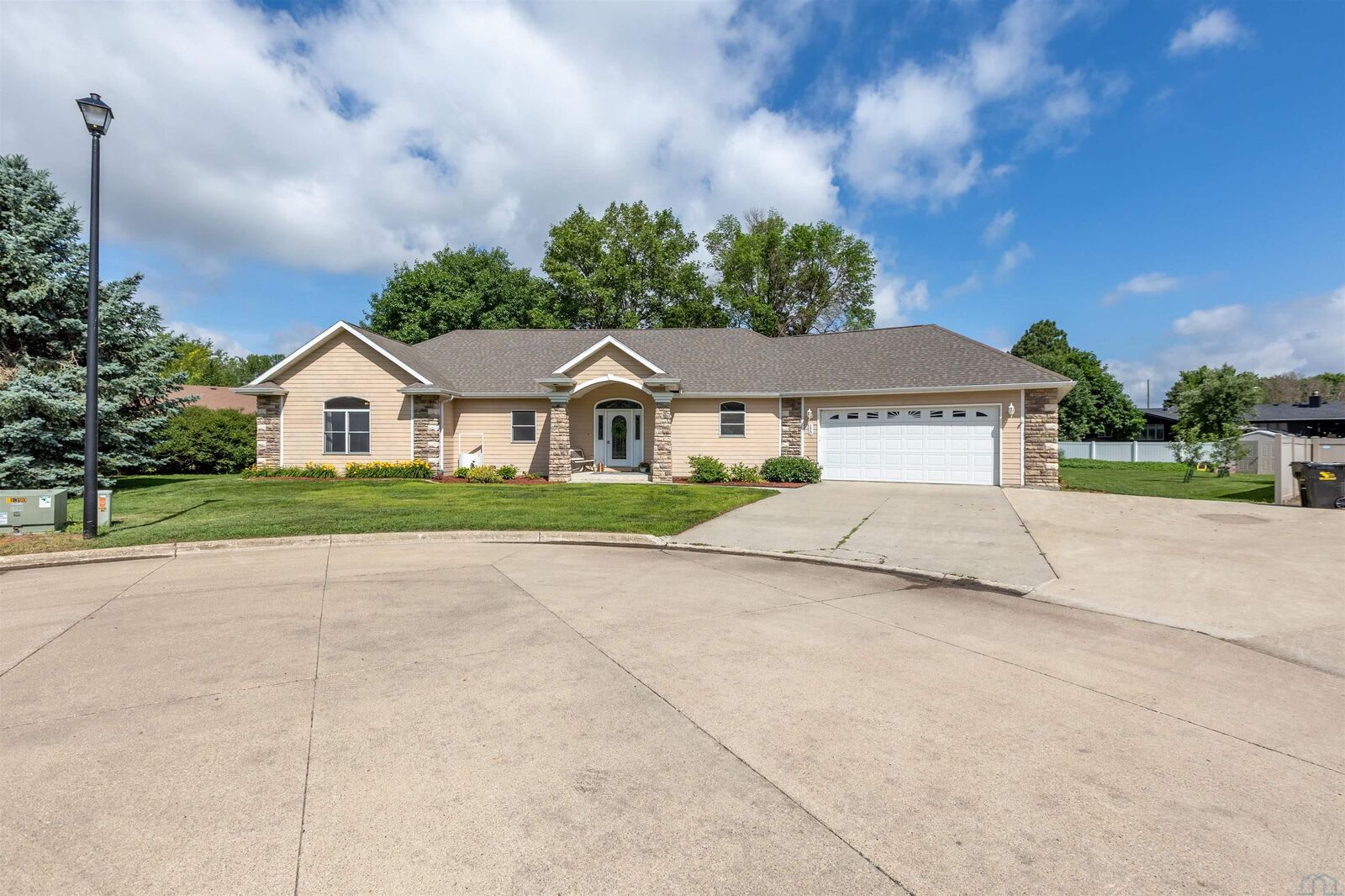 Property Photo: 350 Pike Ct. IA 51063