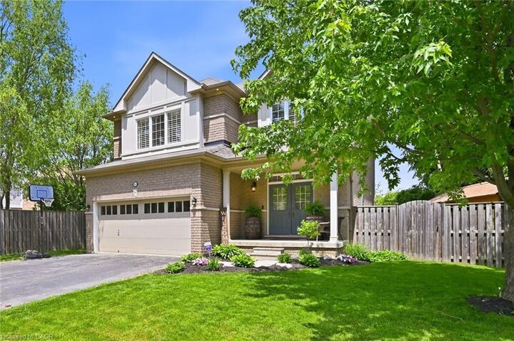Property Photo:  51 Sirente Drive  ON L9A 0B3 