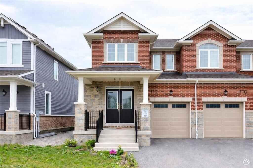 Property Photo: 112 Forestwalk Street ON N2R 0S9
