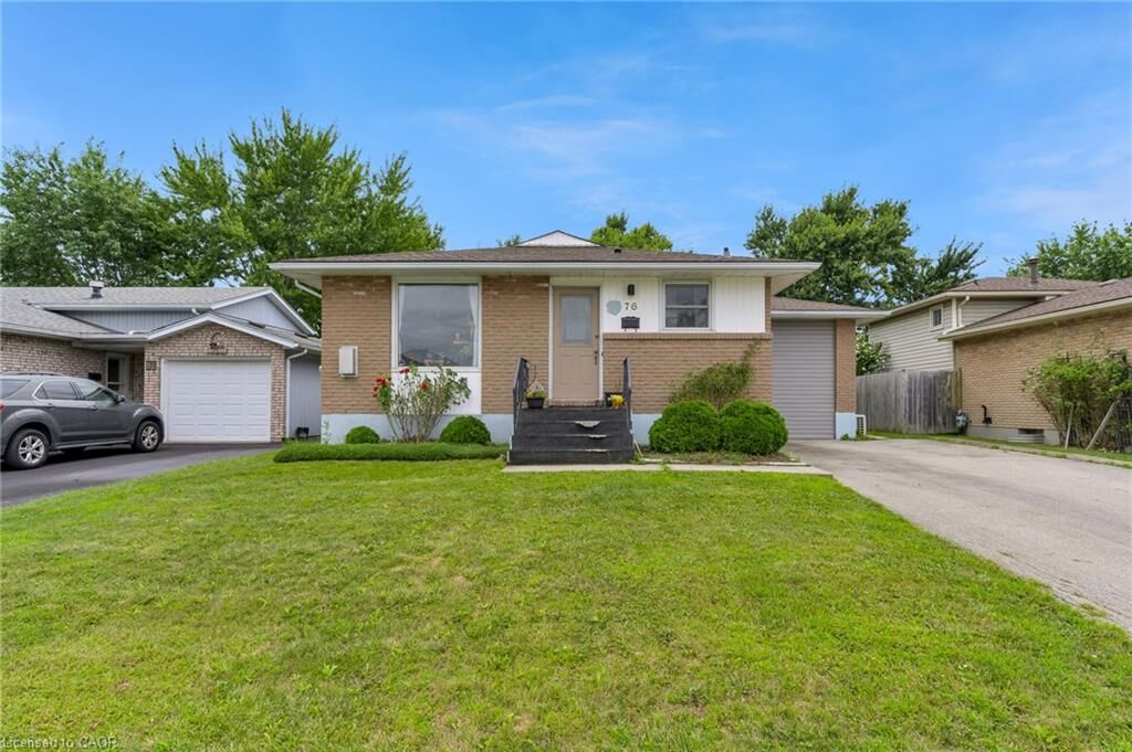 Property Photo:  76 Marc Boulevard  ON L3B 5V1 
