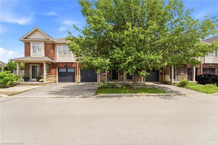 Property Photo:  222 Fall Fair Way 2  ON L0R 1C0 