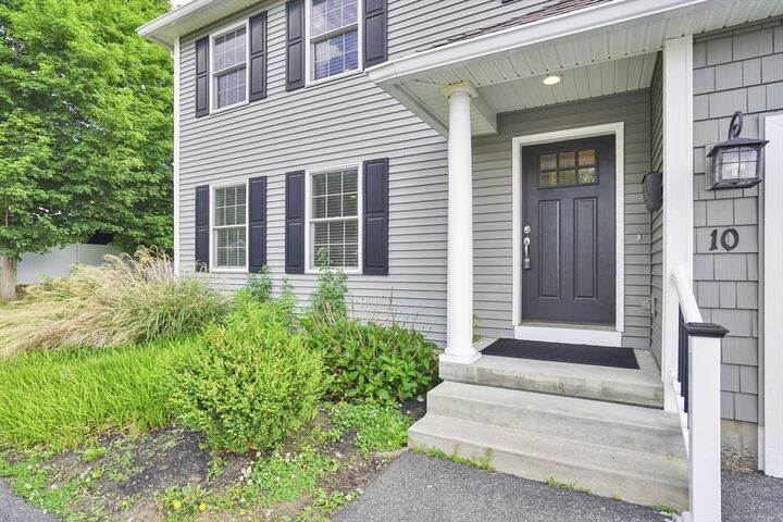 Property Photo:  8-10 Begley St 10  MA 01001 