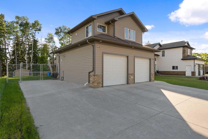 Property Photo: 45B Beaver Drive AB T7S 1G4