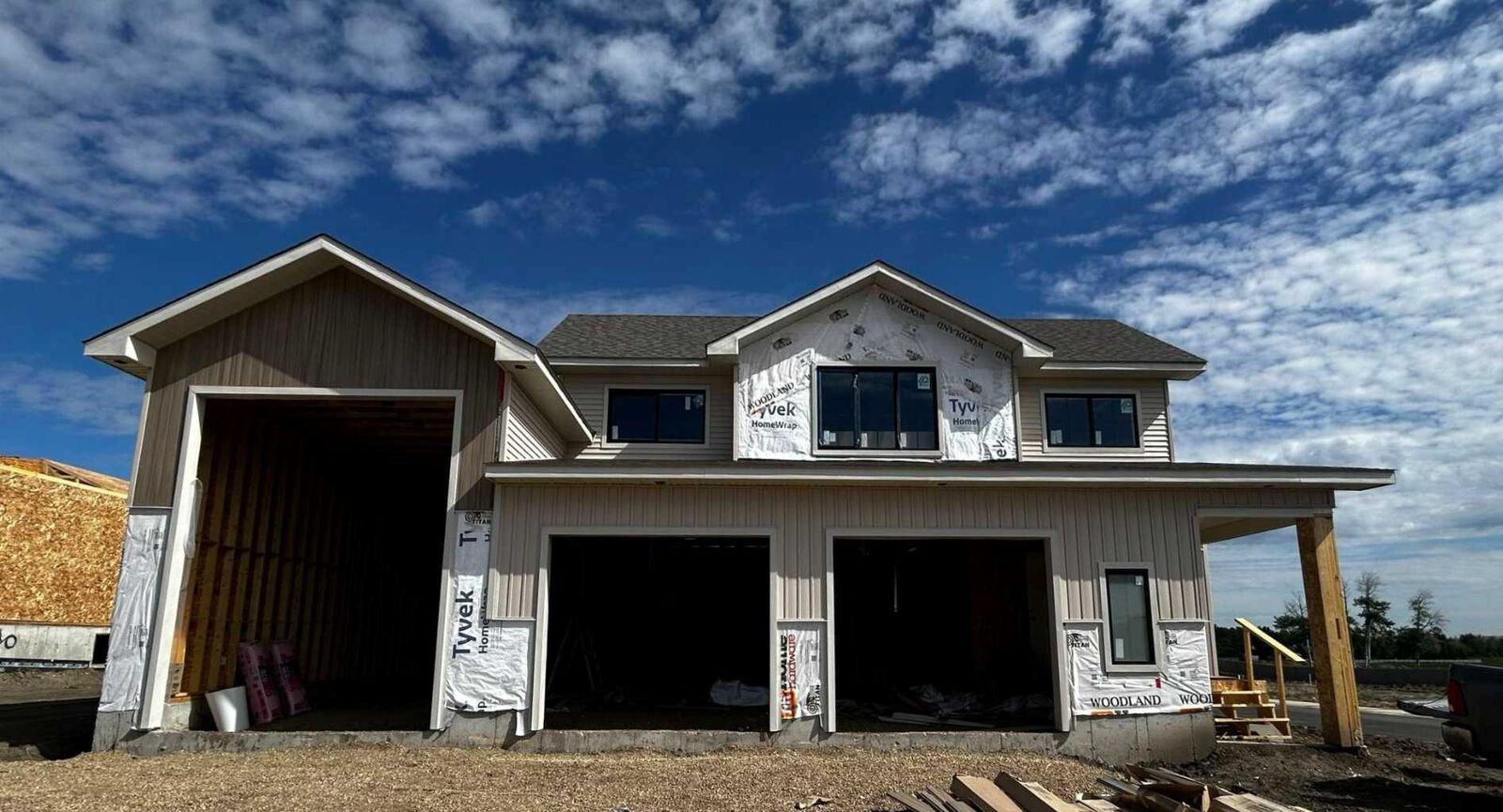 Property Photo:  11932 53 Avenue  AB T8W 0N2 