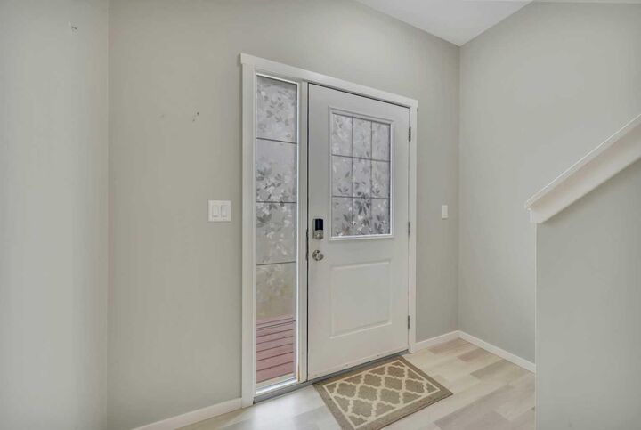 Property Photo:  1002 Minto Street  AB T0M 1R0 