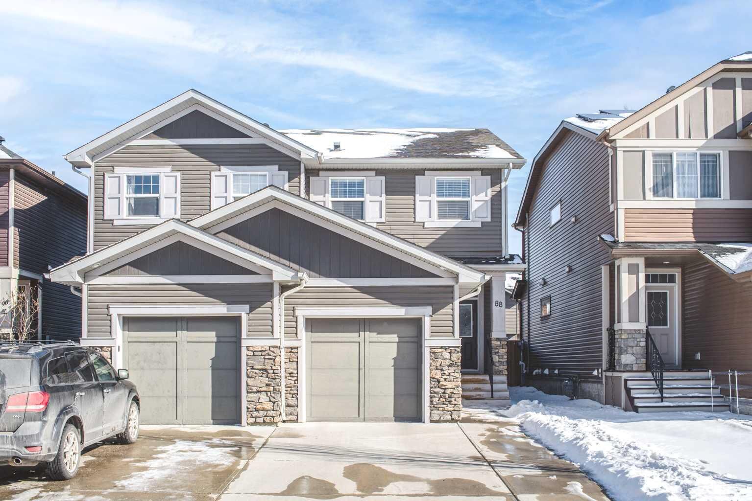 Property Photo: 88 Legacy Mews SE AB T2X 0Y5
