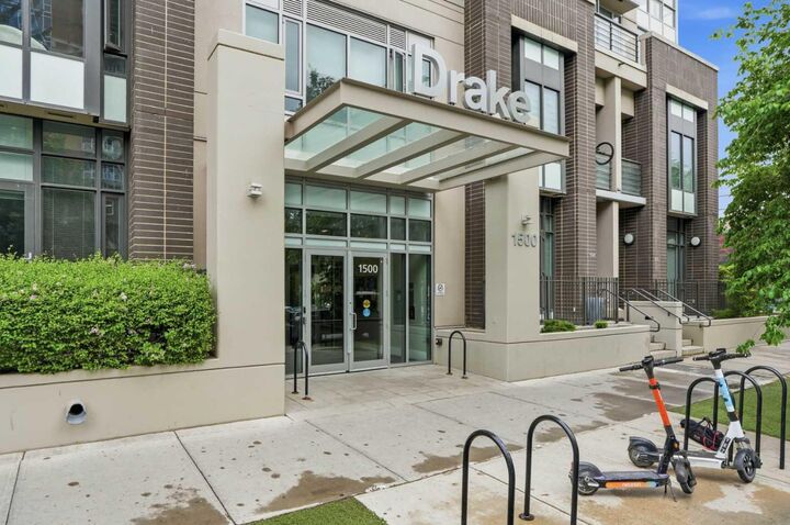 Property Photo: 1500 7 Street SW 401 AB T2R 0A7