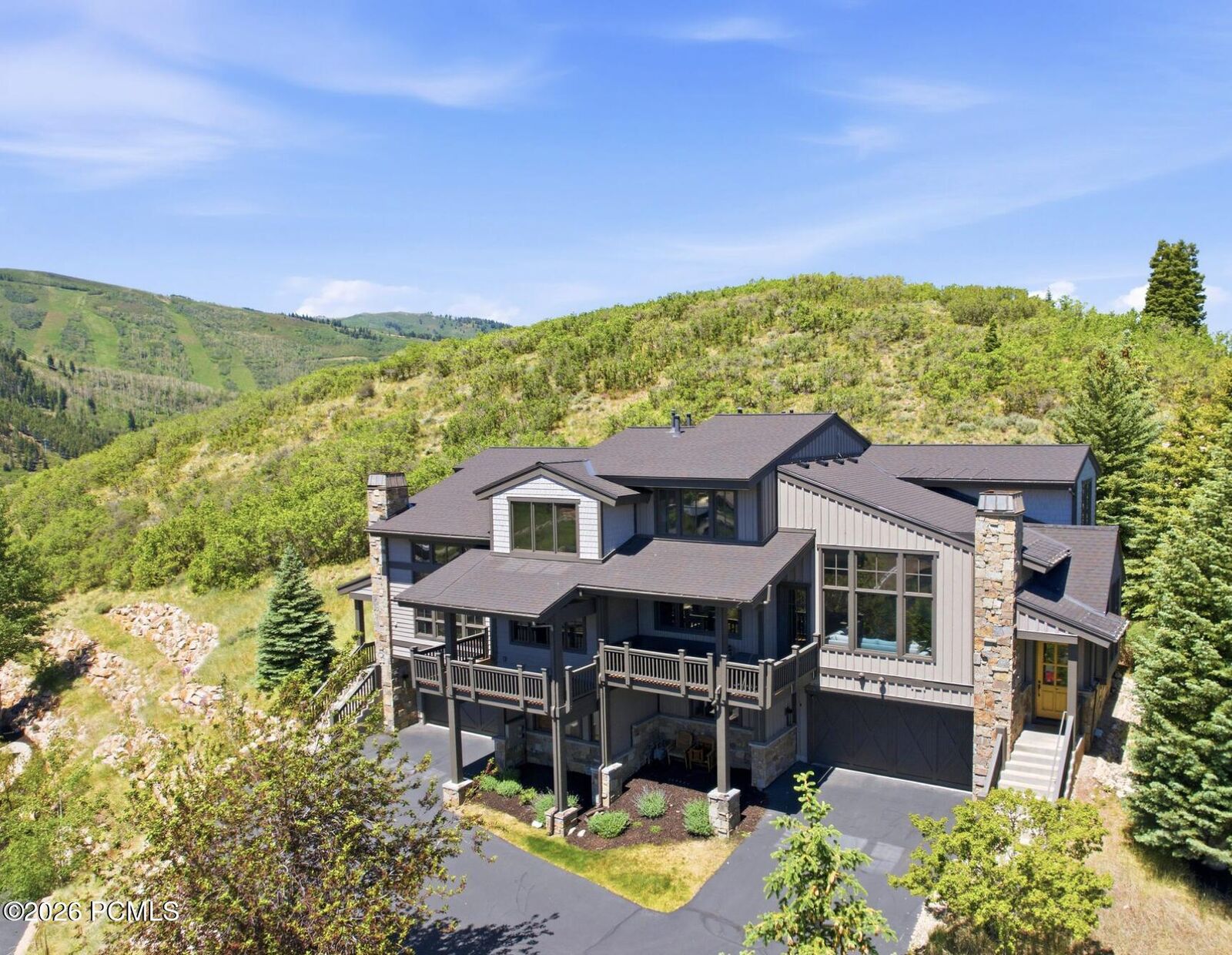 Property Photo: 1235 Silver Oak Court UT 84060