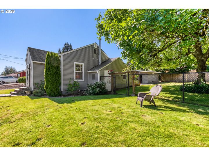 Property Photo:  2928 NE 2nd Ave  WA 98607 