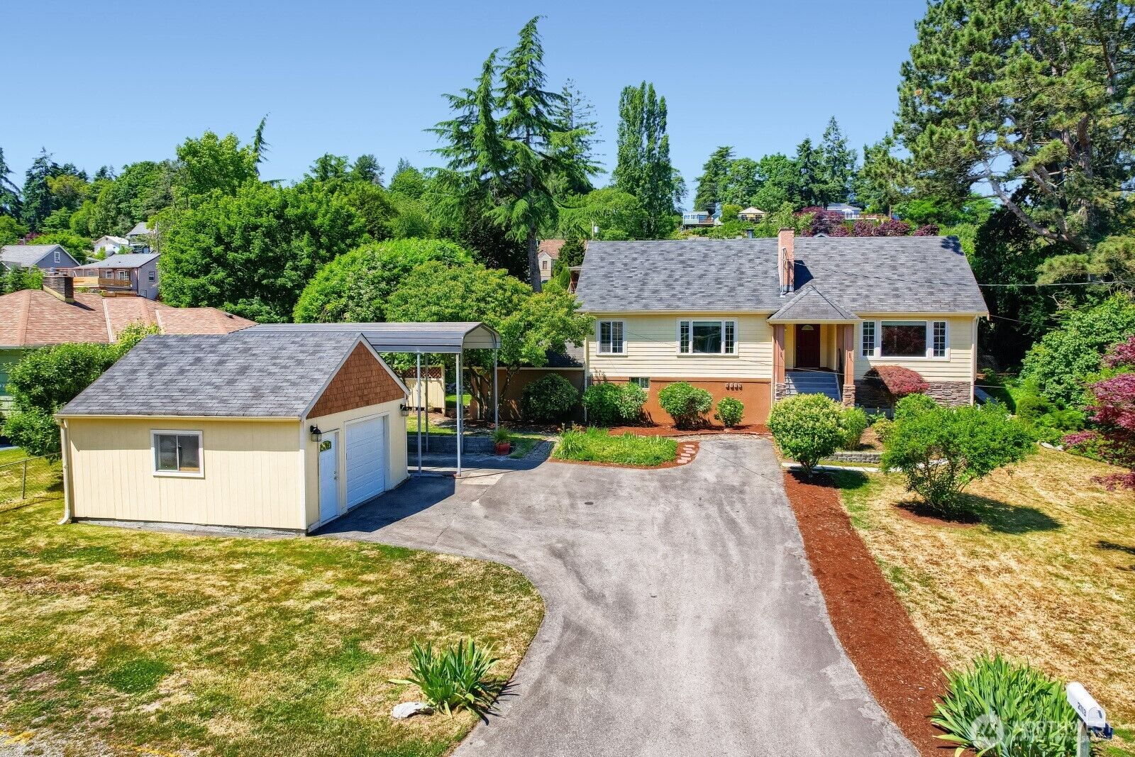 Property Photo:  2113  Snyder Avenue  WA 98312 