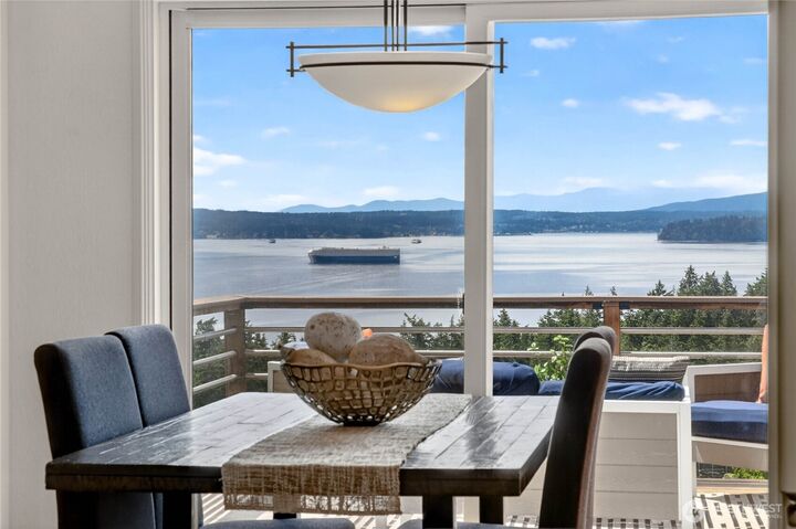 Property Photo: 8261 Northrop Place SW WA 98136