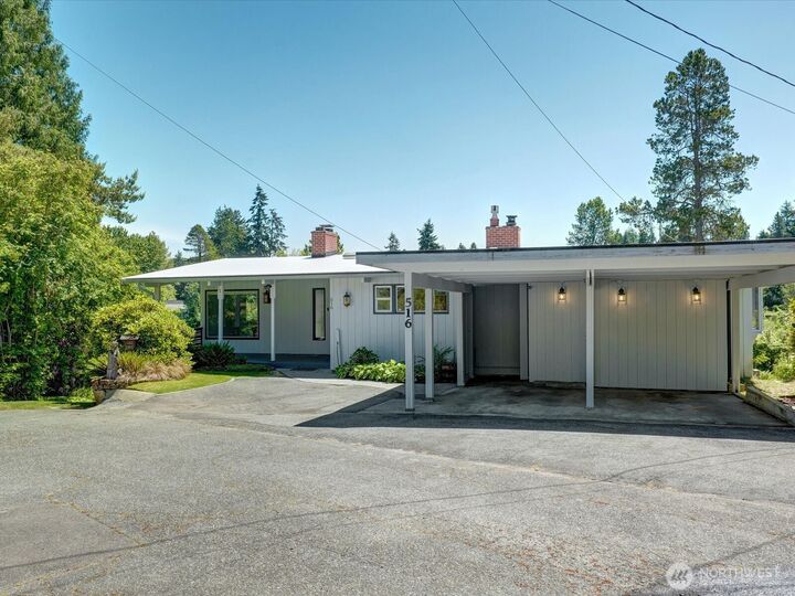 Property Photo: 516 72nd Street SE WA 98203