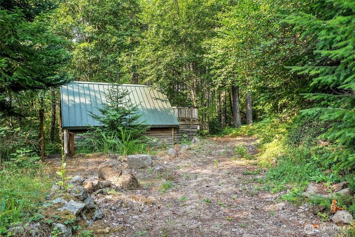Property Photo: 133 A Hinkle Tinkle WA 98361